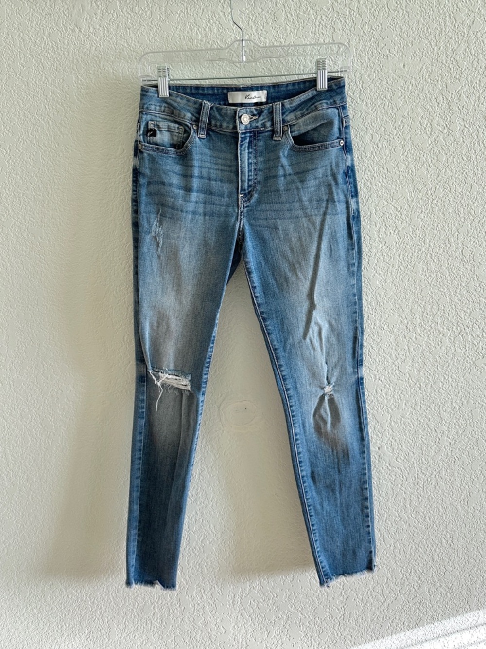 KanCan Women’s Light Blue Distressed Raw Hem Denim Stretchy Skinny Jeans Size 27